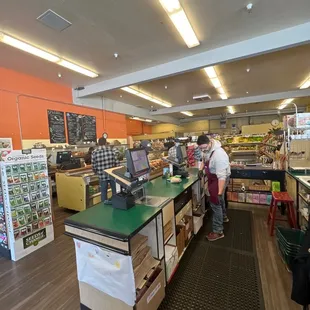 sushi and sashimi, interior