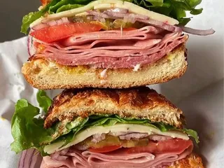 Marina Liquor & Deli