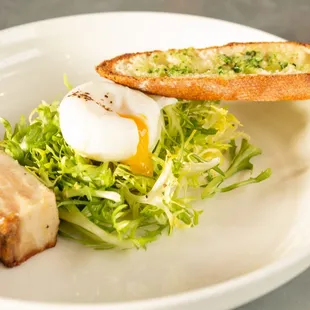 salad Lyonnaise