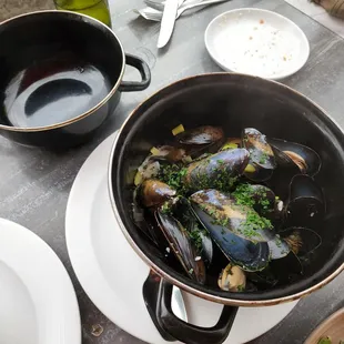 Steamed Mussels Mariniere