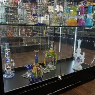 Glass Pipes &amp; Water Pipes