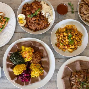 From delicious sandwiches and home made salad to healthy delicious Ethiopian traditional foods , all you can get it in EthAm food Truck!