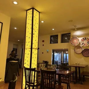 ramen and noodles, interior