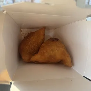The samosas  were great.