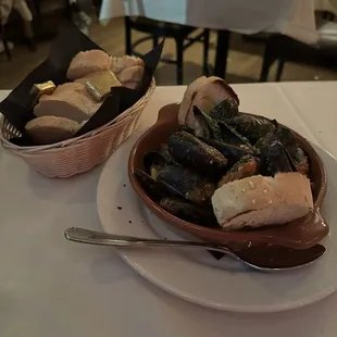 Bread and Sautéed Calamari