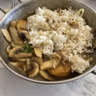 75. Stir-fried Tofu with King Oyster Mushroom