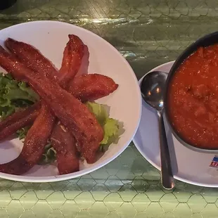 Brisket chili and Sriracha candied bacon