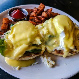 Dungeness Crab Eggs Benedict