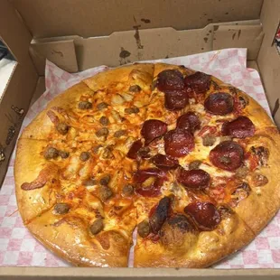 half Buffalo Chicken Pizza - Medium and half pepperoni with italian sausage  10/10