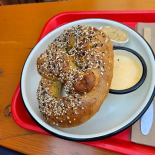 food, bagels