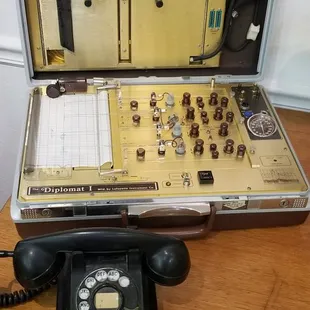 polygraph machine
