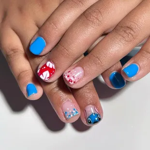 Lilo and Stitch nails by Vincent
