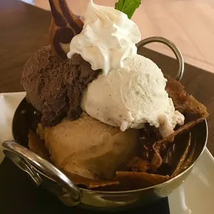 Gelato Trio