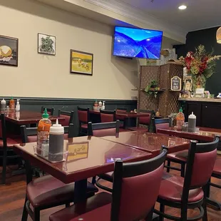 I love the clean ambiance and service