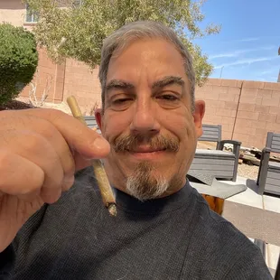 Me smoking good weed!