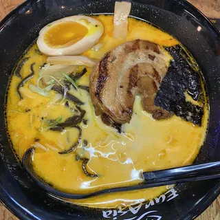 Red Tonkotsu (thin noodle)
