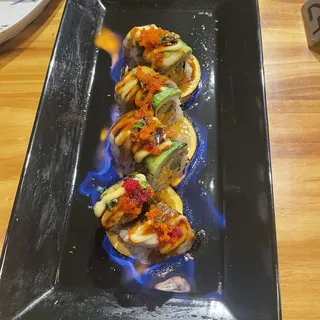 183 Roll (served on fire)