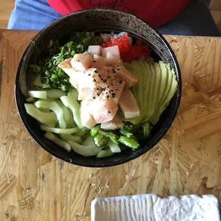 Hamachi poke