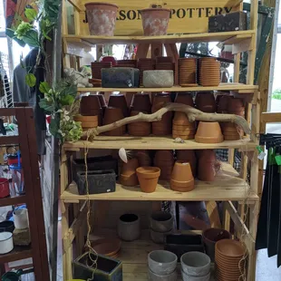 Planters in various sizes