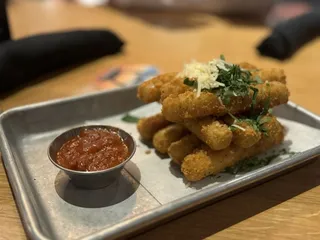 BJ's Restaurant & Brewhouse