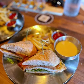 Napa Chicken Sandwich