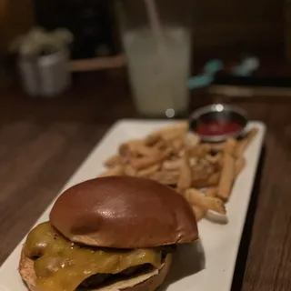 Kids Cheeseburger