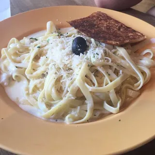 Fettuccine Alfredo