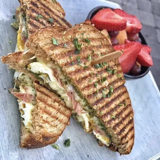 ITALIANO BREAKFAST PANINI