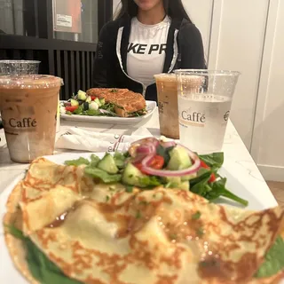 CHICKEN FLORENTINE CREPE