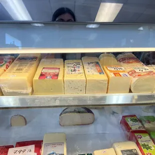 sushi and sashimi, interior