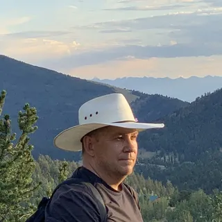 Erik H.