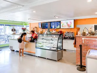 Aria Super Market & Bakery