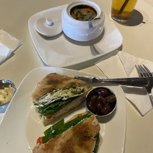 Tuscan Chicken Sandwich