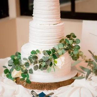 The most beautiful wedding cake!