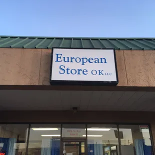 Located off N May Ave and NW 36th st  next to Starbucks and Dunkin Doughnuts