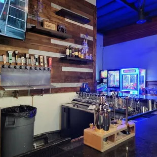 Bar and gaming machines