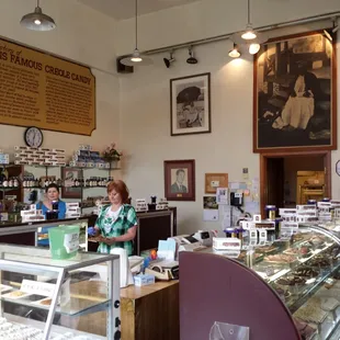 Smells wonderful, but a very limited selection of chockies without nuts.