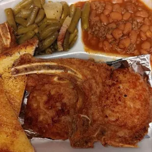 Porkchop pintos greenbeans