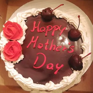 Ordered a Black Forest Cake 6&apos; $18 w/ a $5 hold