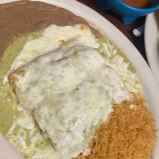 Chicken enchiladas verde