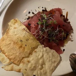 Tuna crudo