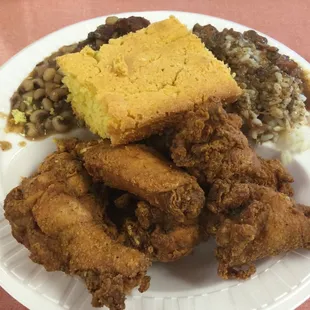 Superb soul food and stop here if you are in the area. Oh my this is the best fried chicken ever!