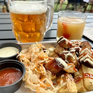 HiFi - yucca with pork belly