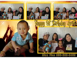 Mixx Pics Photo Booth