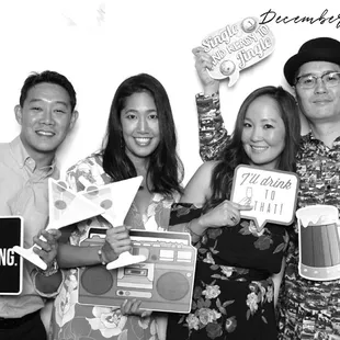 Black and White themed