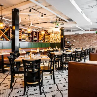 Ever Andalo dining room