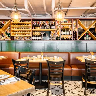 Ever Andalo dining room