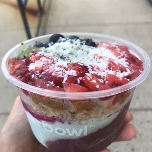 Acai bowl