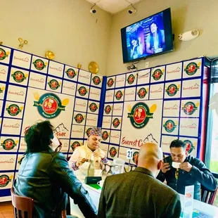 interior, pizza