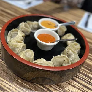 Momos